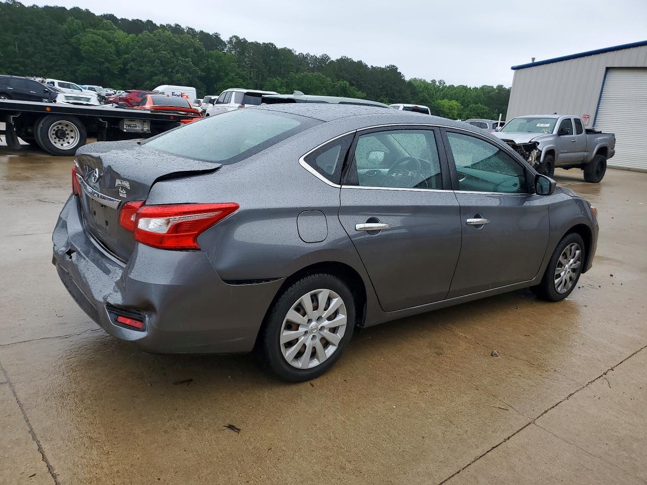 Nissan Sentra S