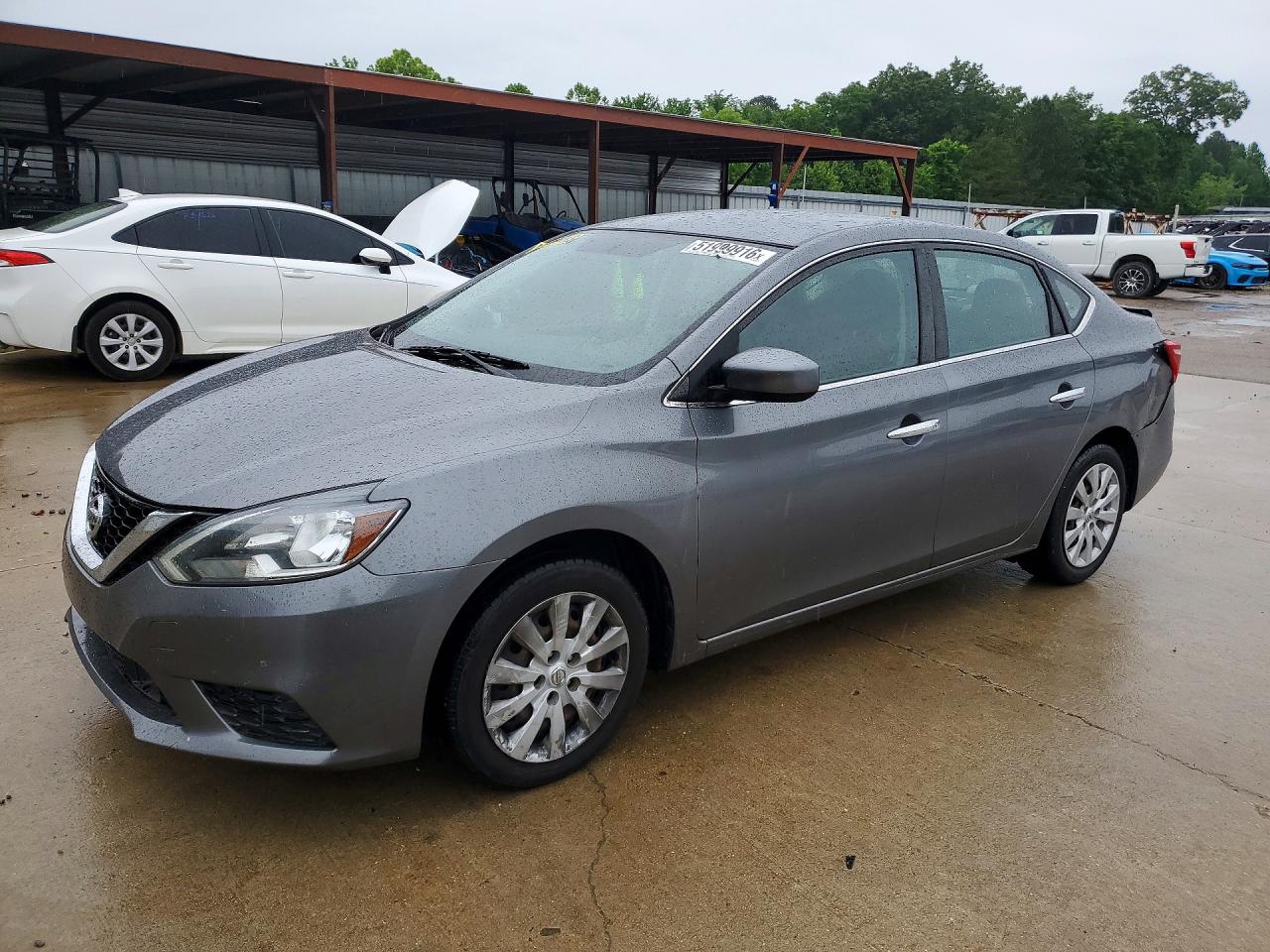 Salvage Nissan Sentra Image