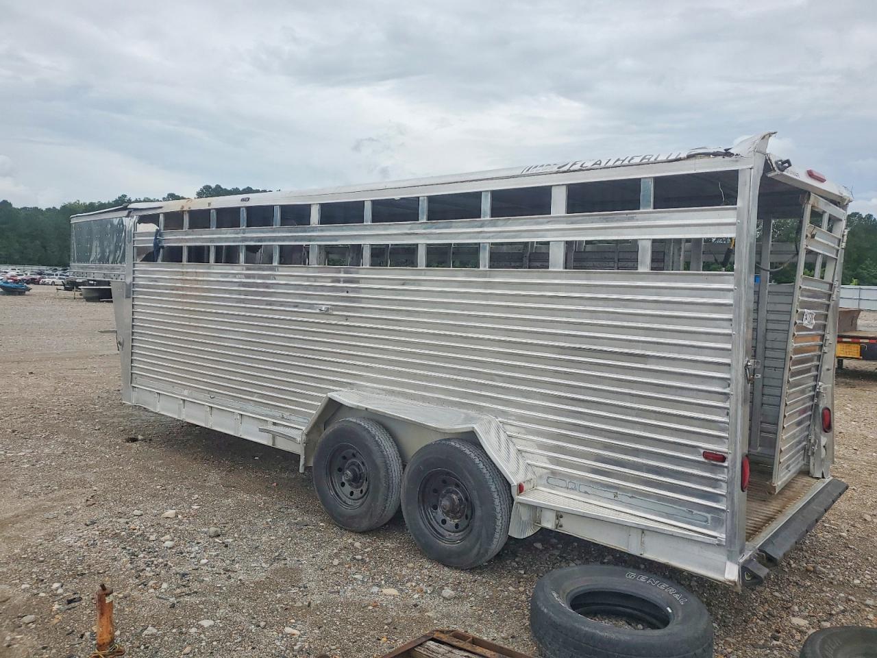 Feat Trailer