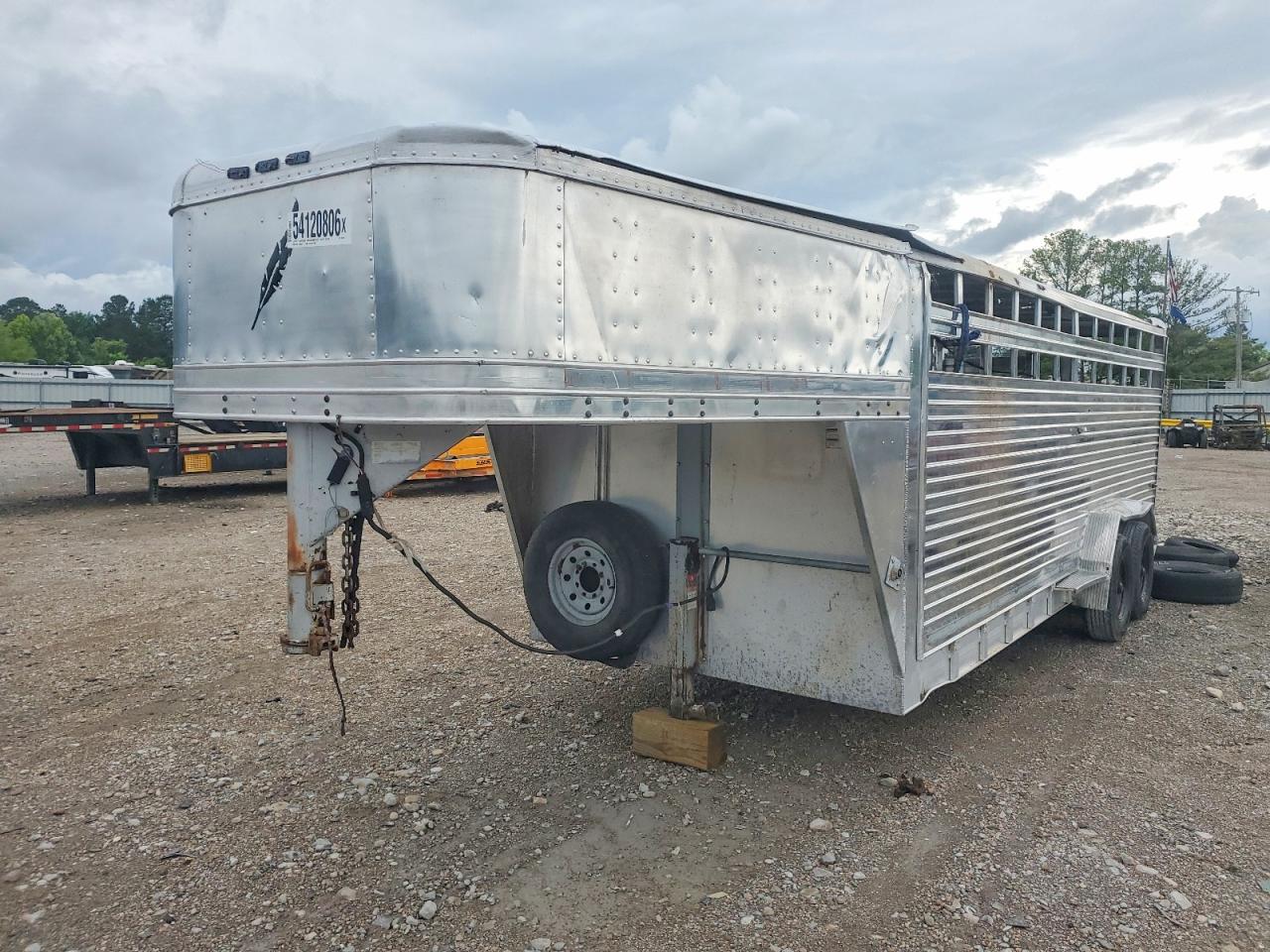 Feat Trailer