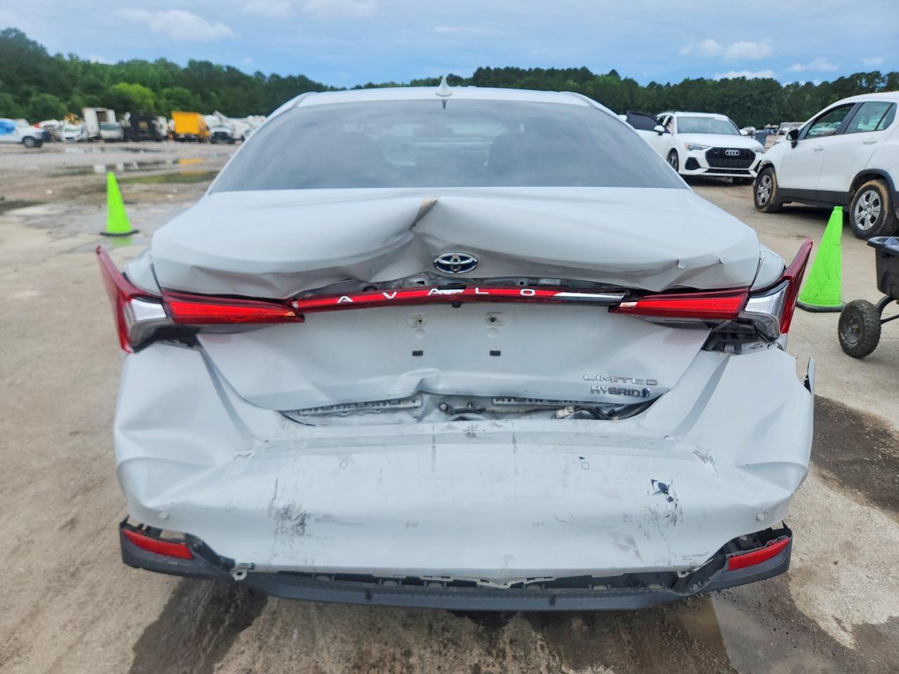 Toyota Avalon Limited
