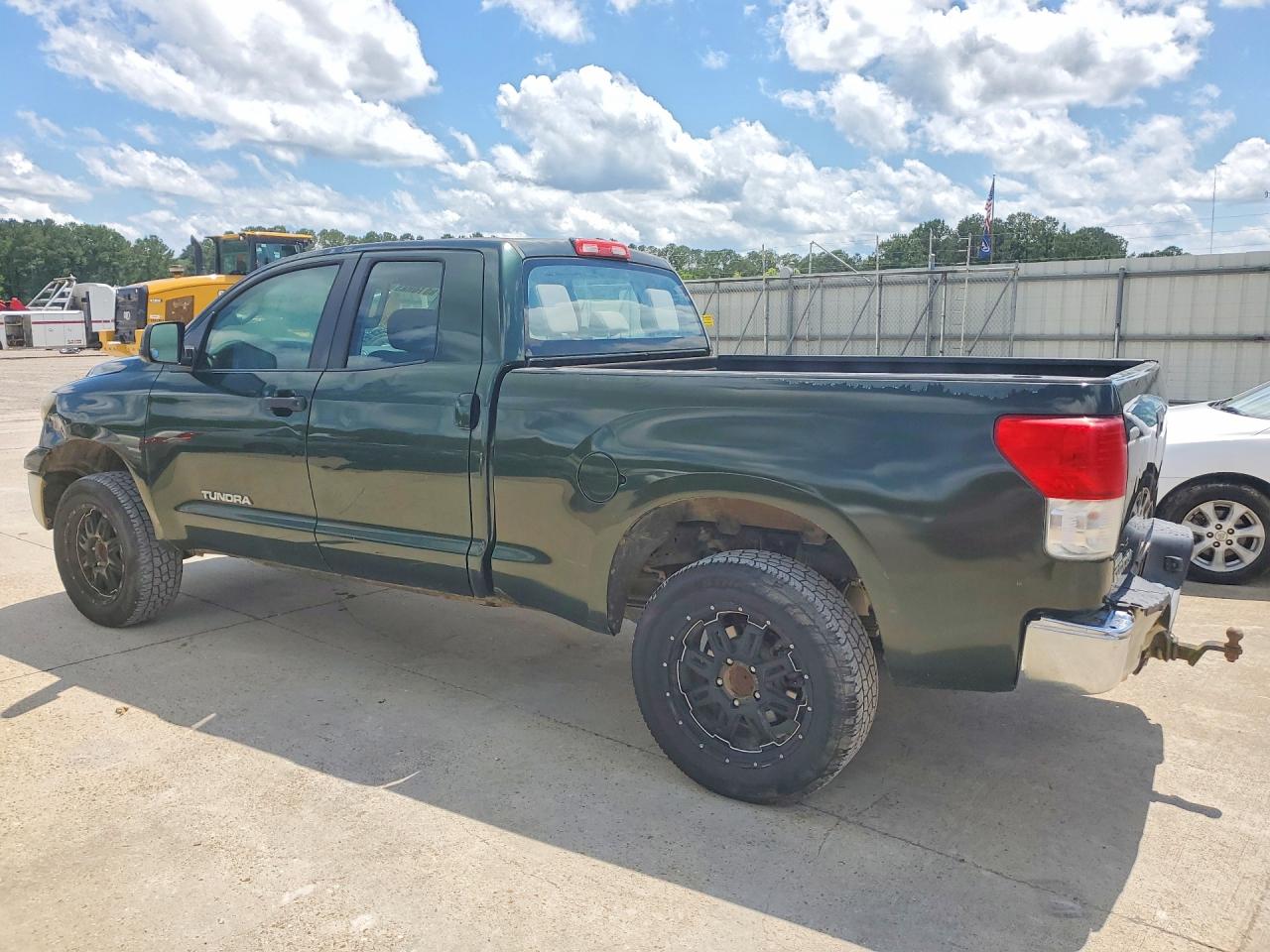 Toyota Tundra Double Cab Sr5