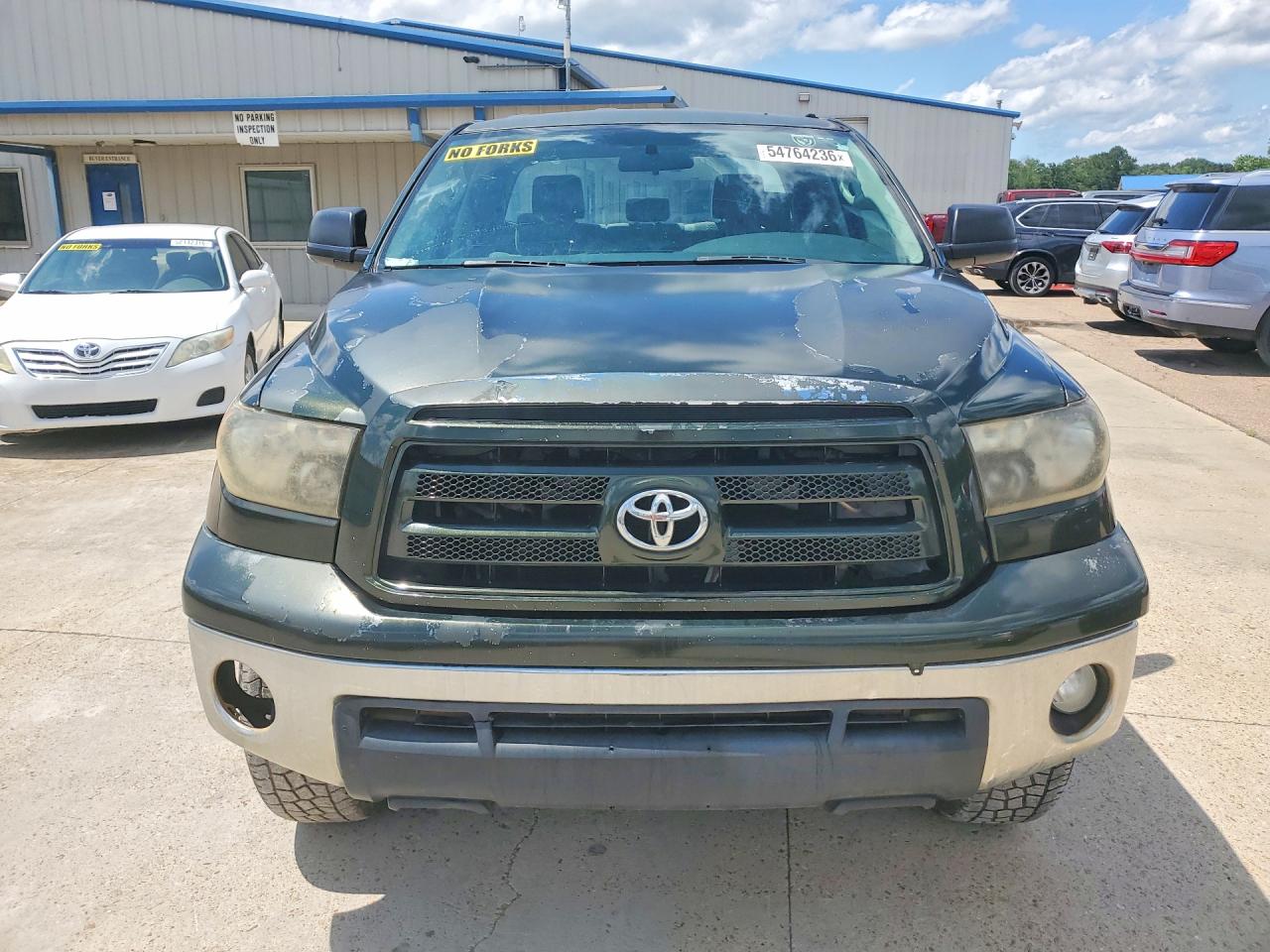 Toyota Tundra Double Cab Sr5