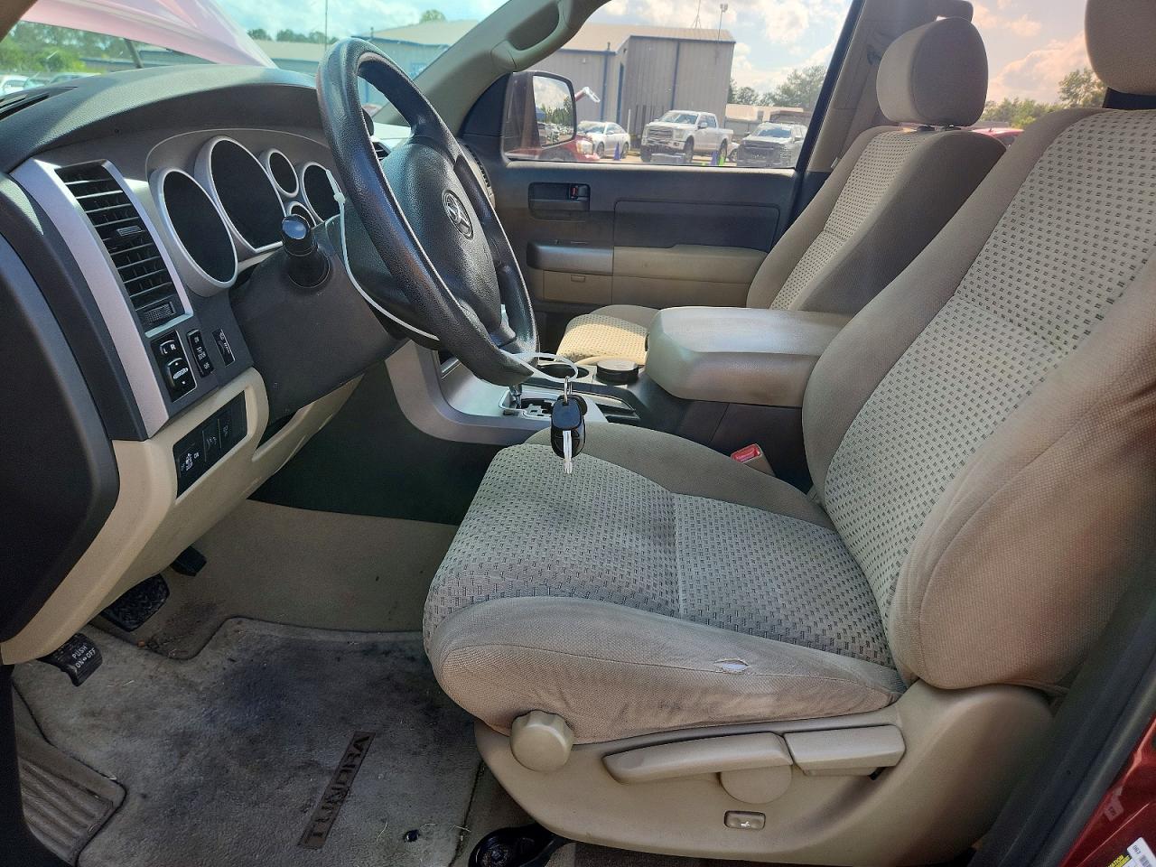 Toyota Tundra Double Cab Sr5