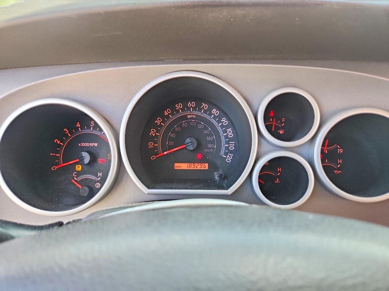Toyota Tundra Double Cab Sr5