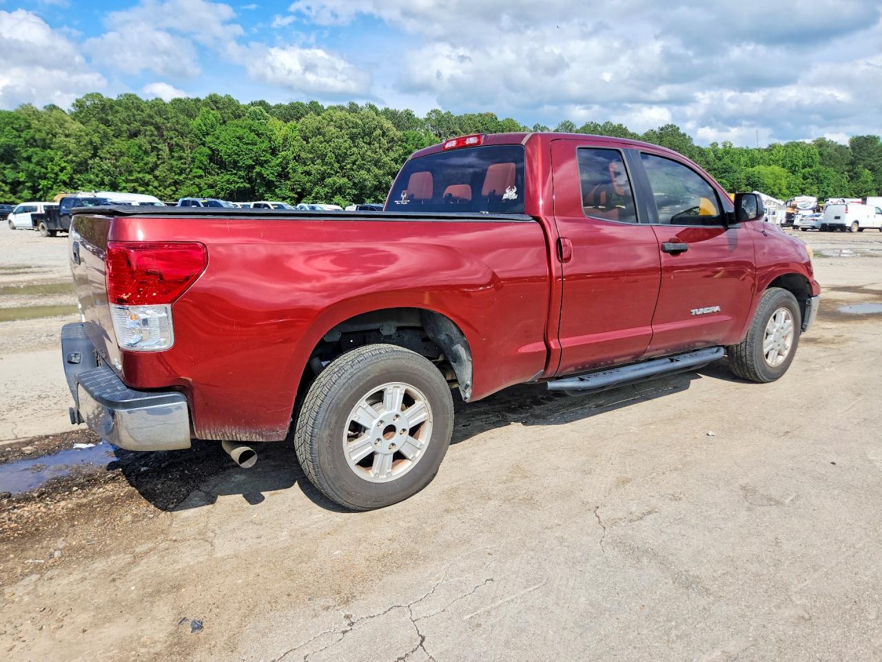 Toyota Tundra Double Cab Sr5