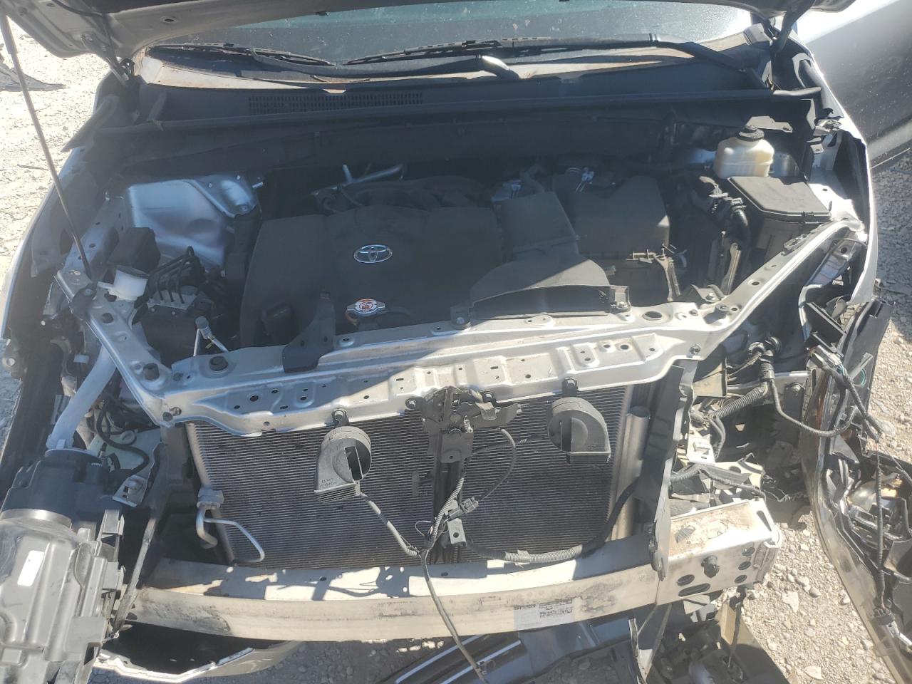 Toyota Highlander Le