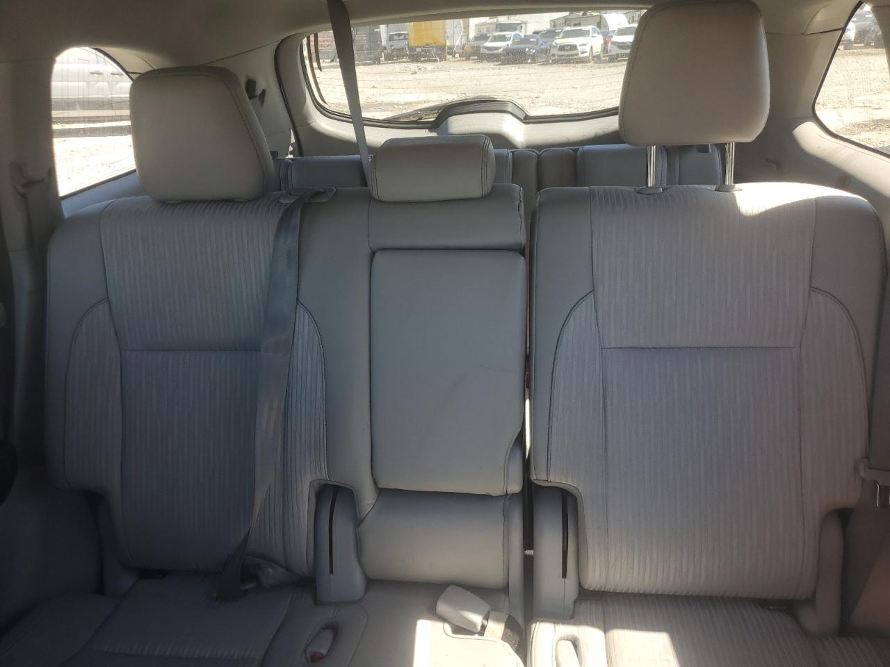 Toyota Highlander Le