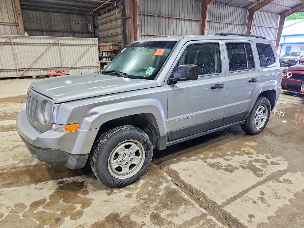 Salvage Jeep Patriot Image