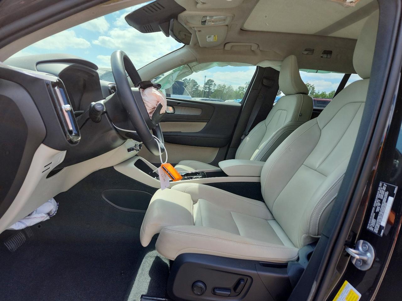 Volvo XC40 Ultra