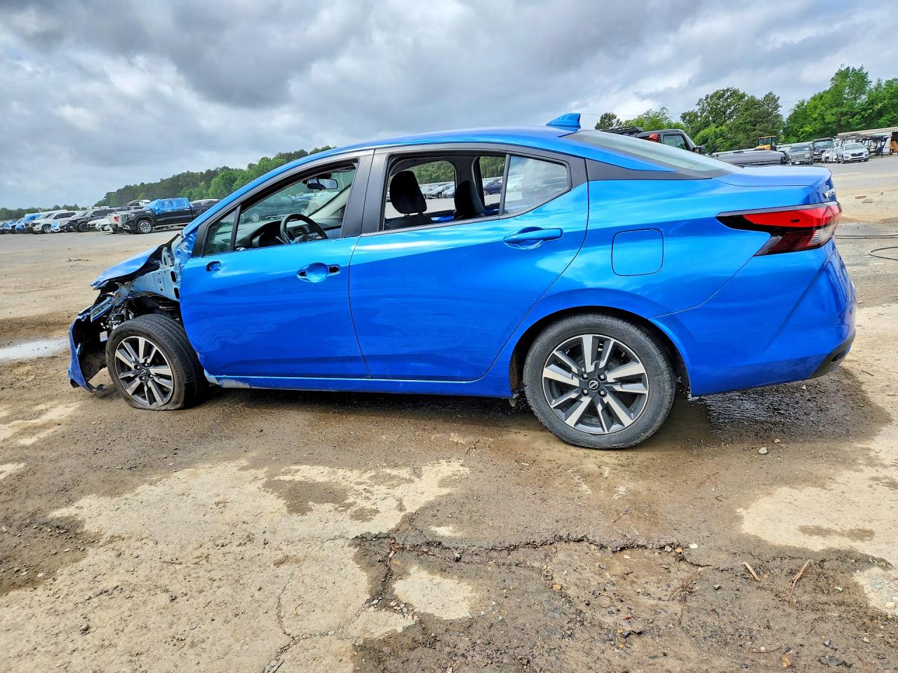 Nissan Versa Sv