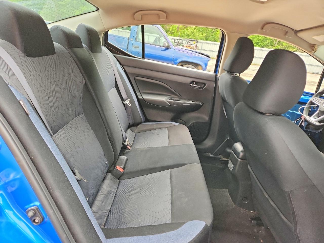 Nissan Versa Sv
