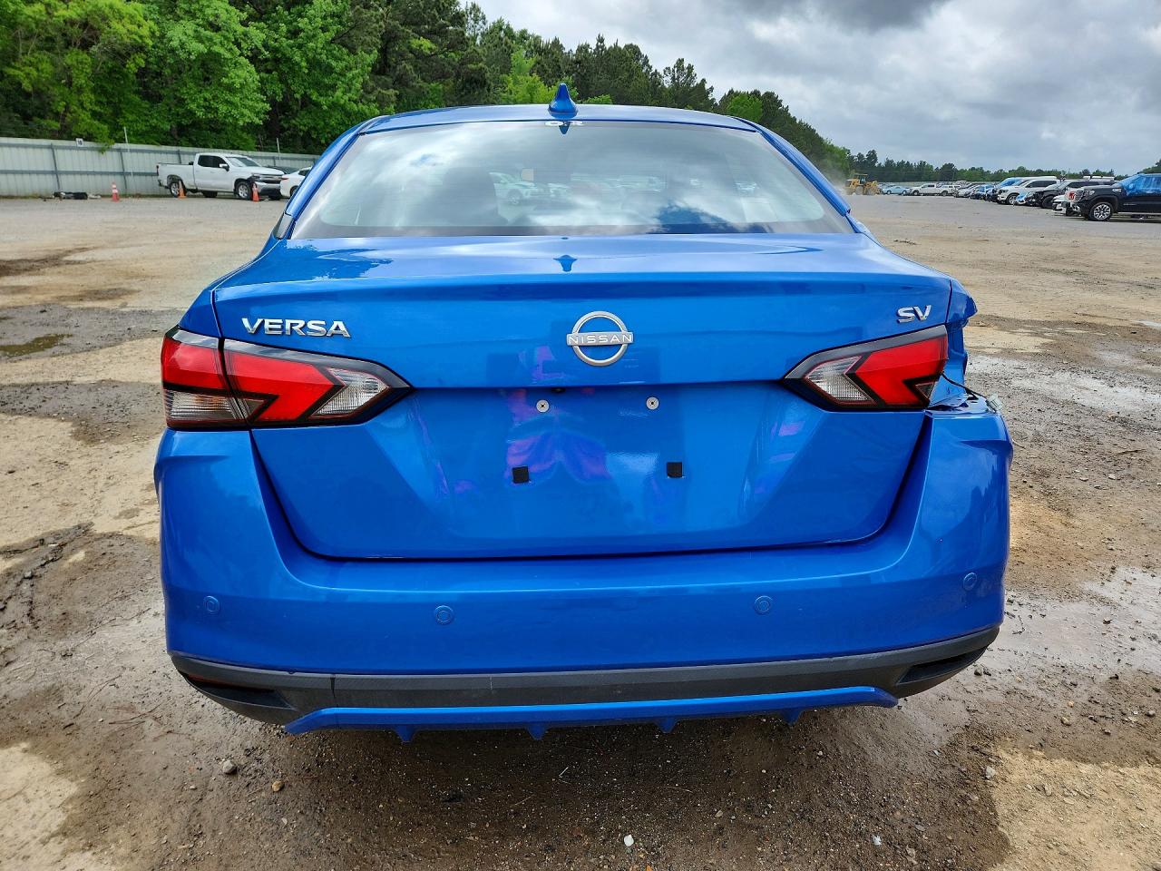 Nissan Versa Sv