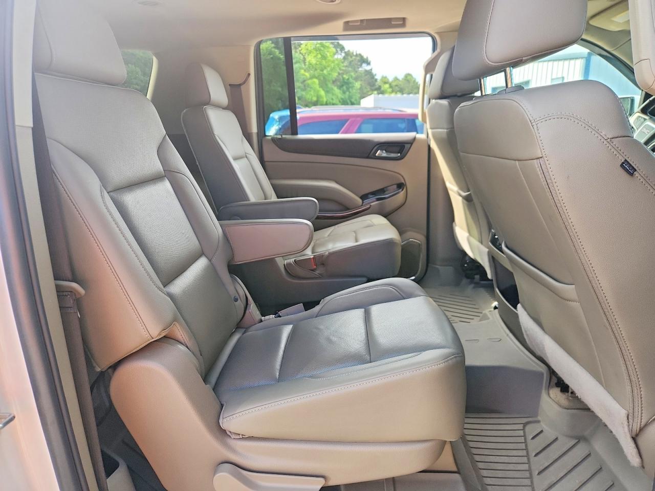 GMC Yukon C1500 Slt