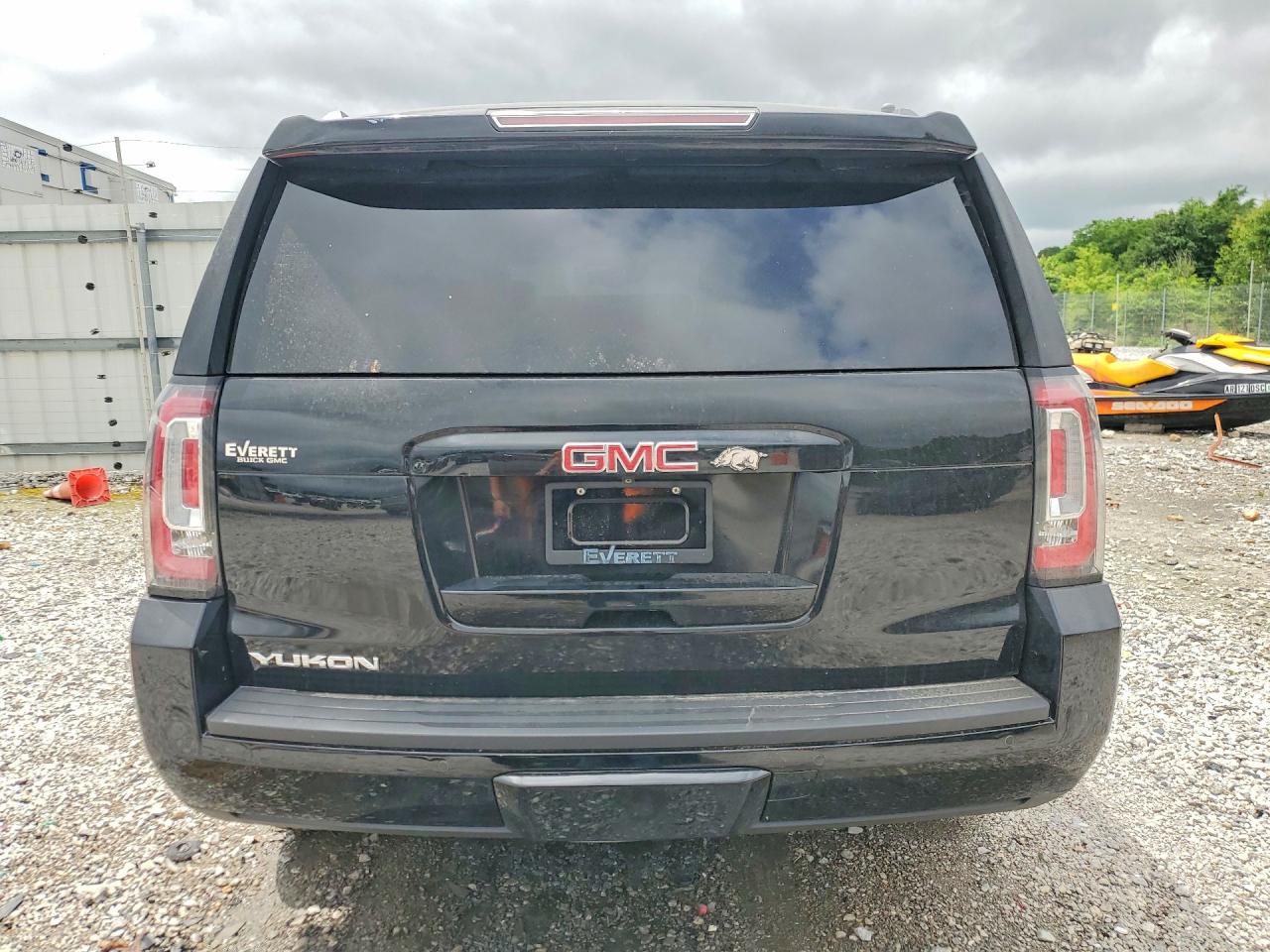 GMC Yukon Slt