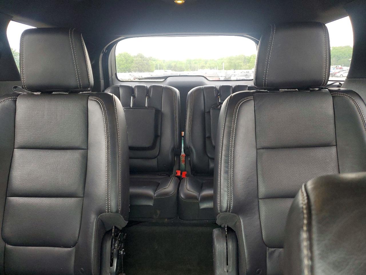 Ford Explorer Sport