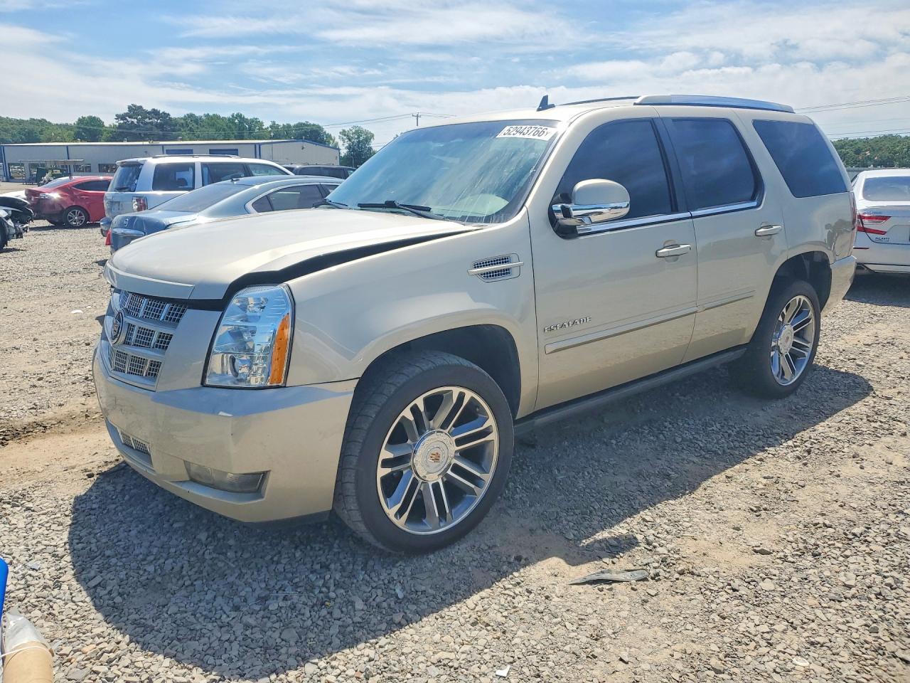 Salvage Cadillac Escalade Image