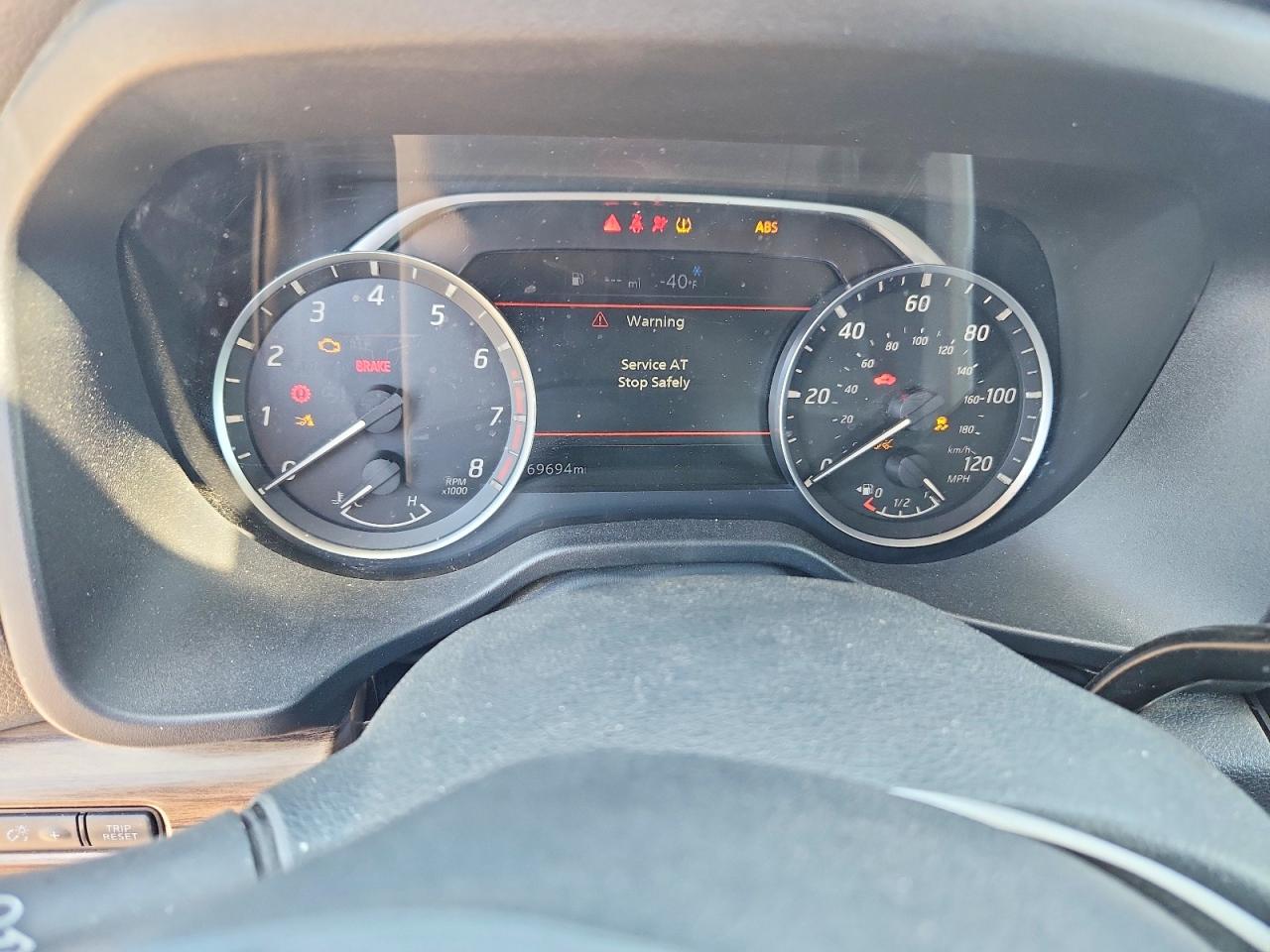 Nissan Titan Sl