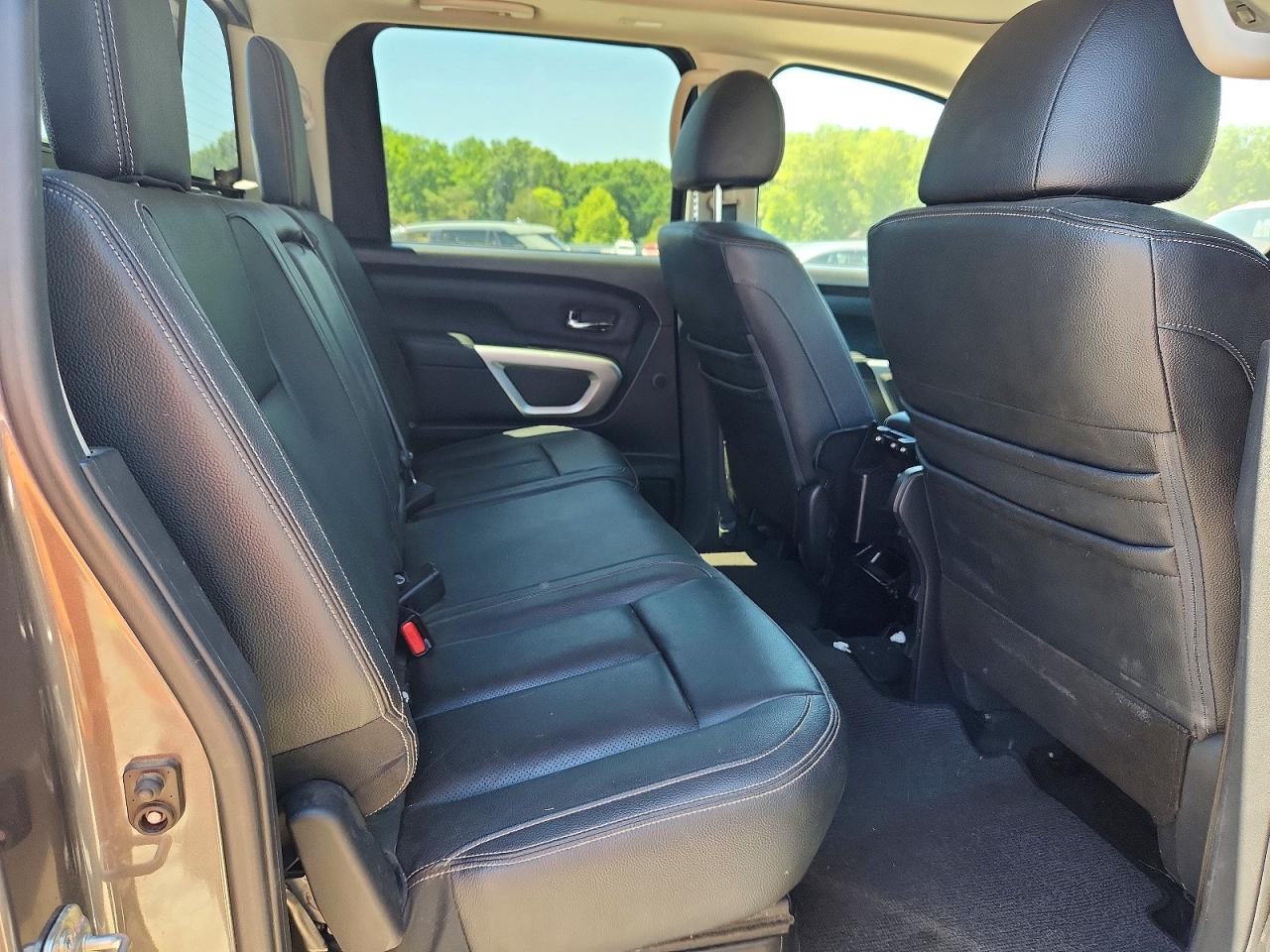 Nissan Titan Sl