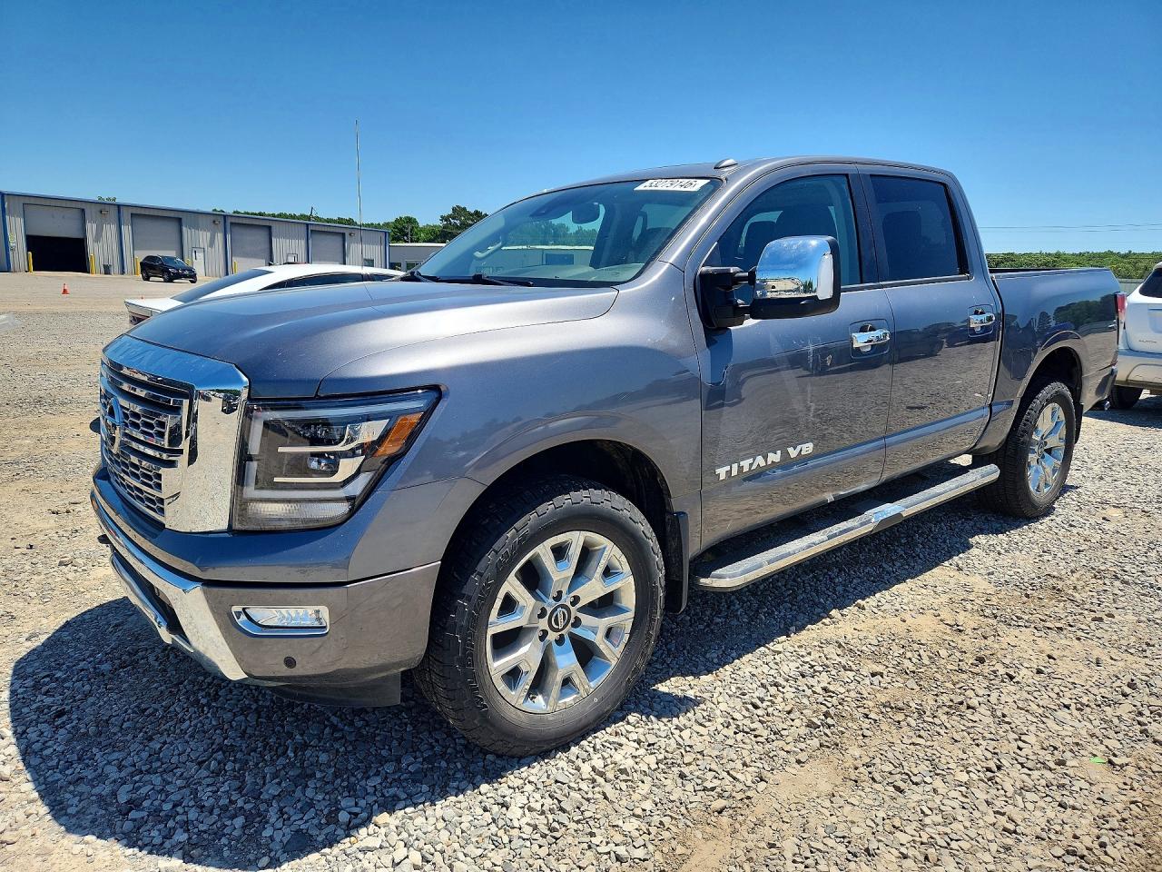 Salvage Nissan Titan Image