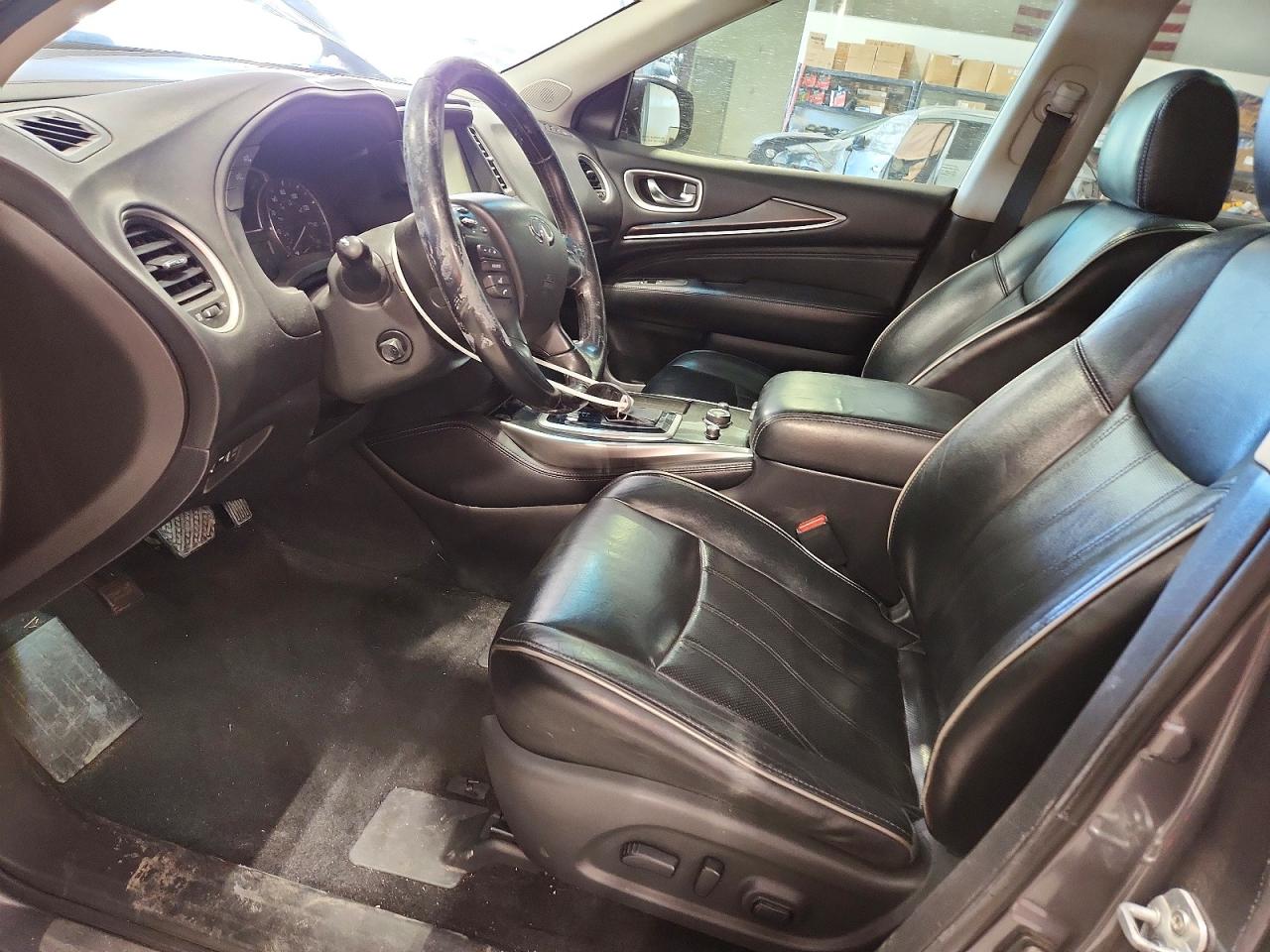 INFINITI Qx Base