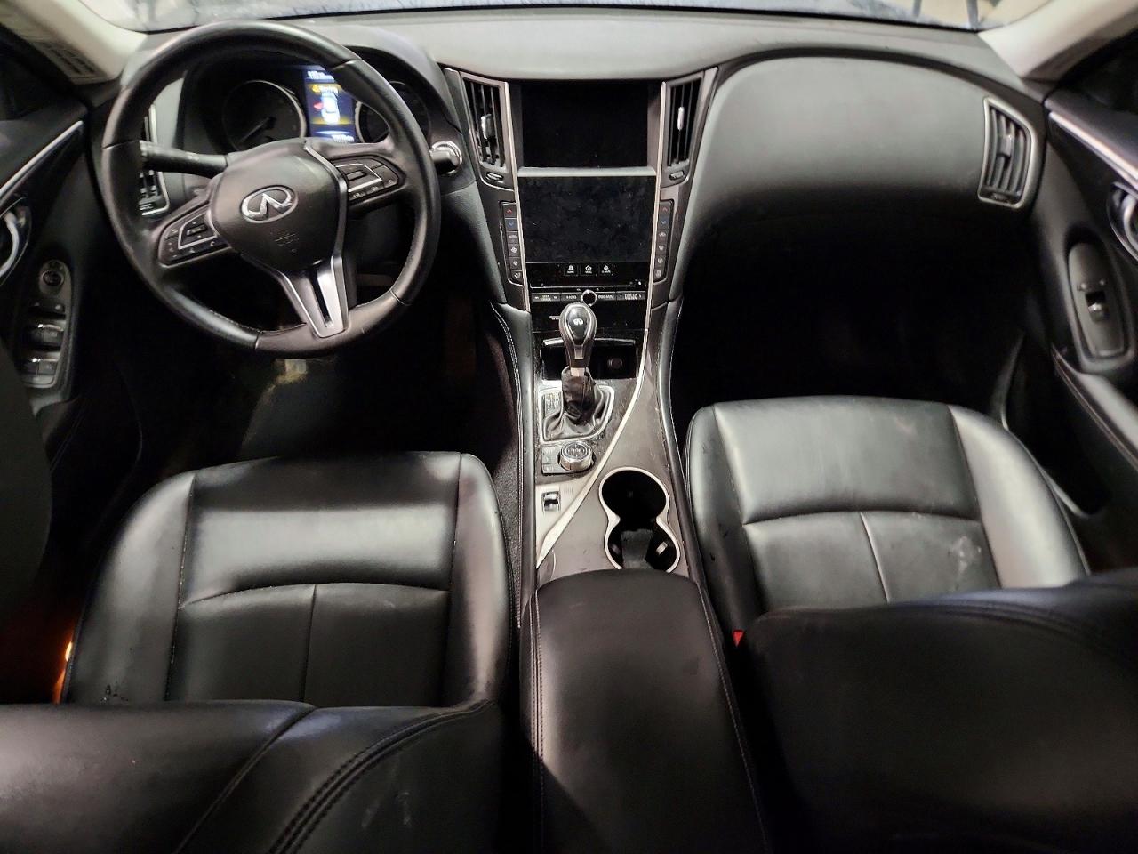 INFINITI Q50 Pure