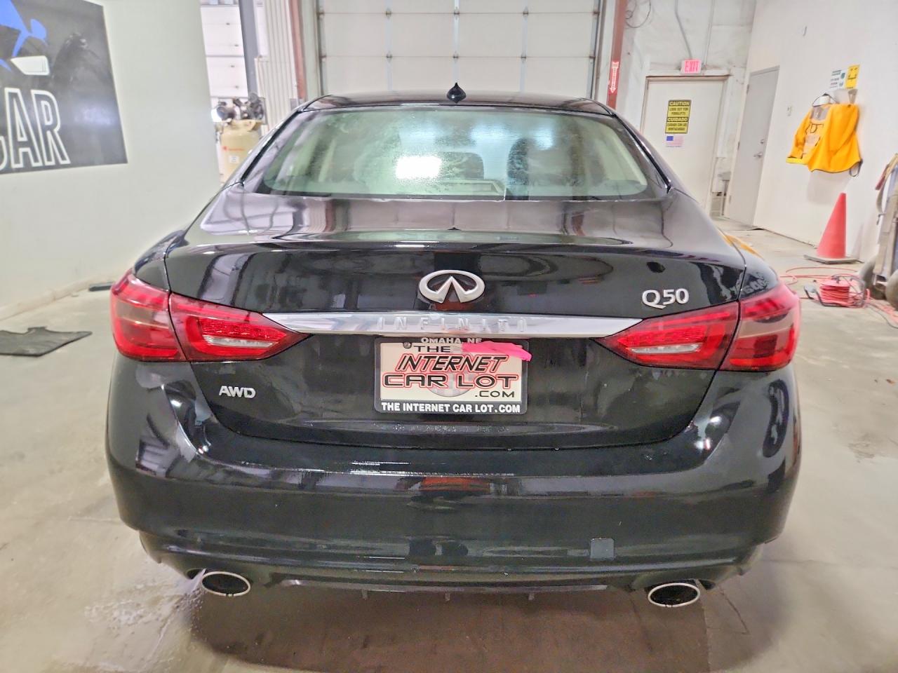 INFINITI Q50 Pure