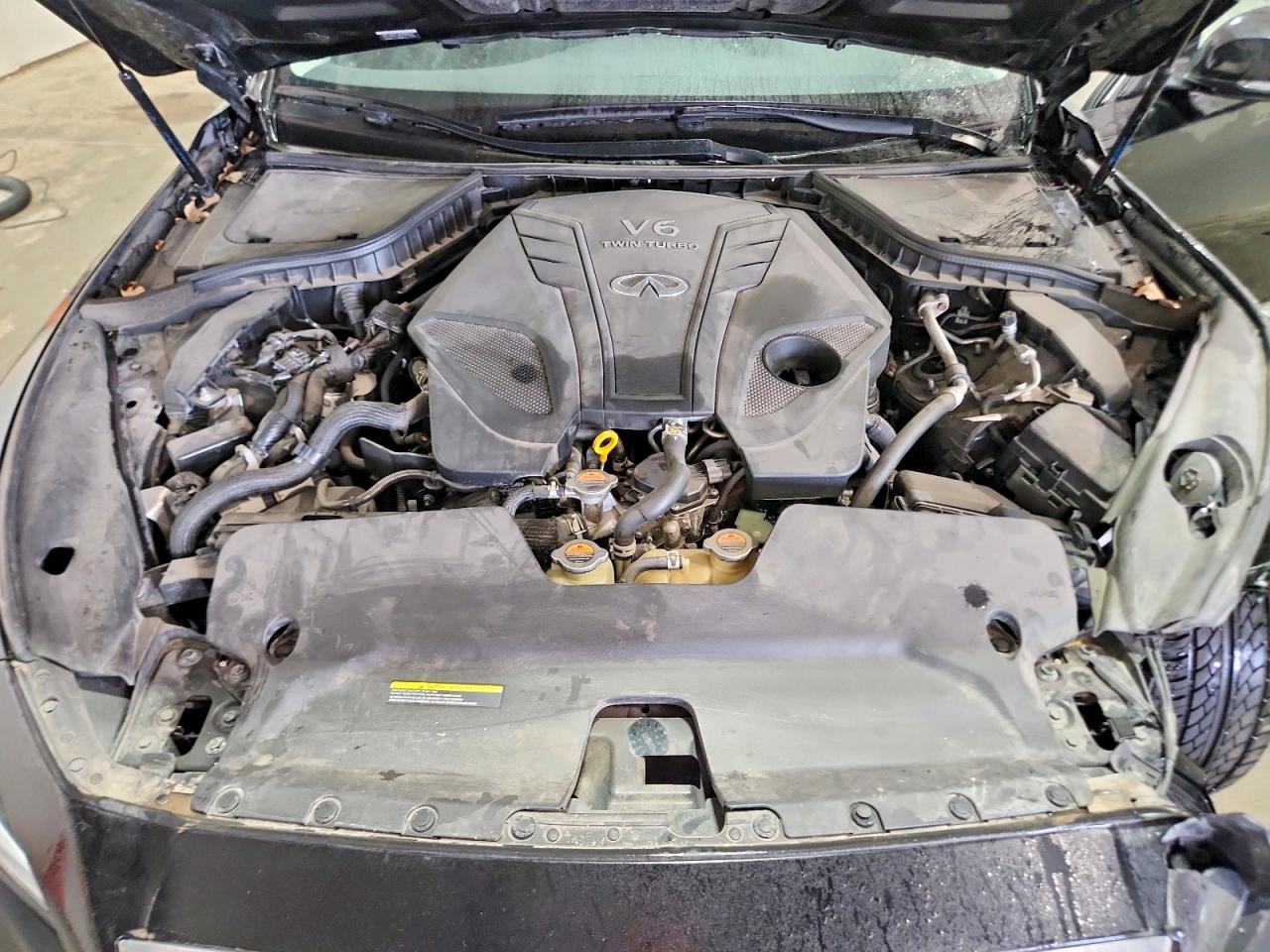 INFINITI Q50 Pure