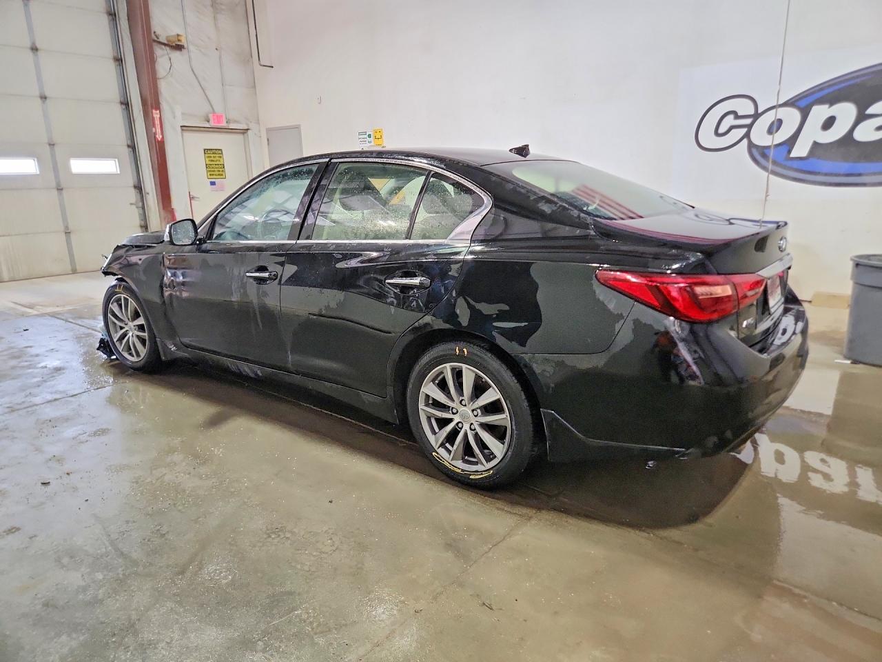 INFINITI Q50 Pure