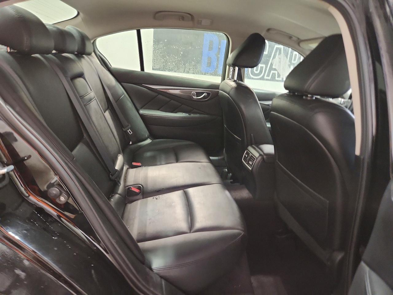 INFINITI Q50 Pure