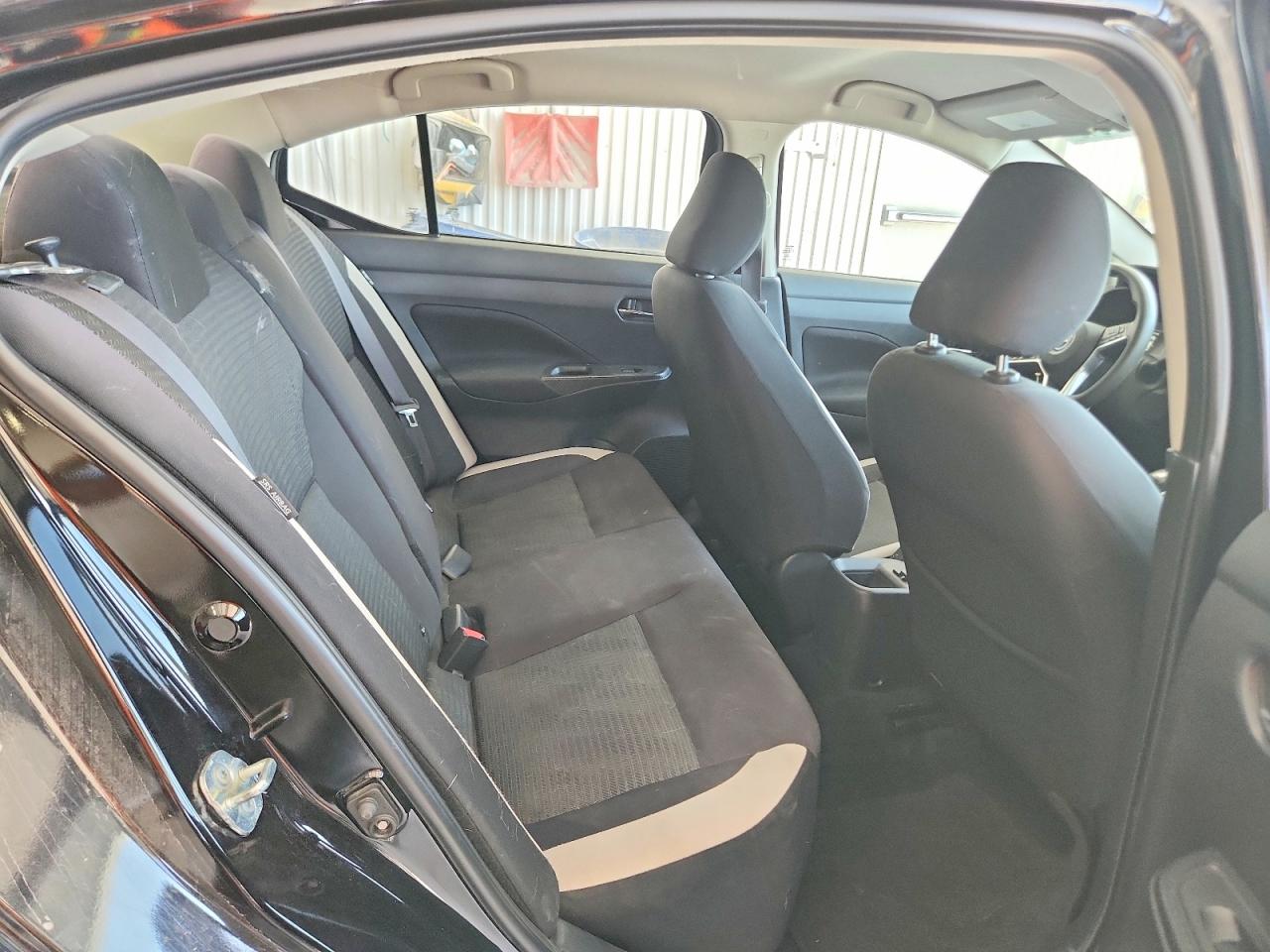 Nissan Versa Sv