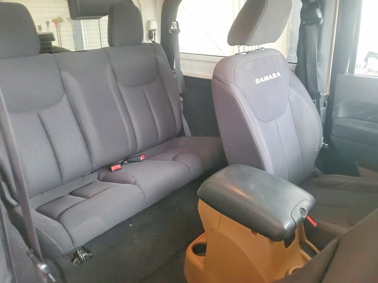 Jeep Wrangler Sahara