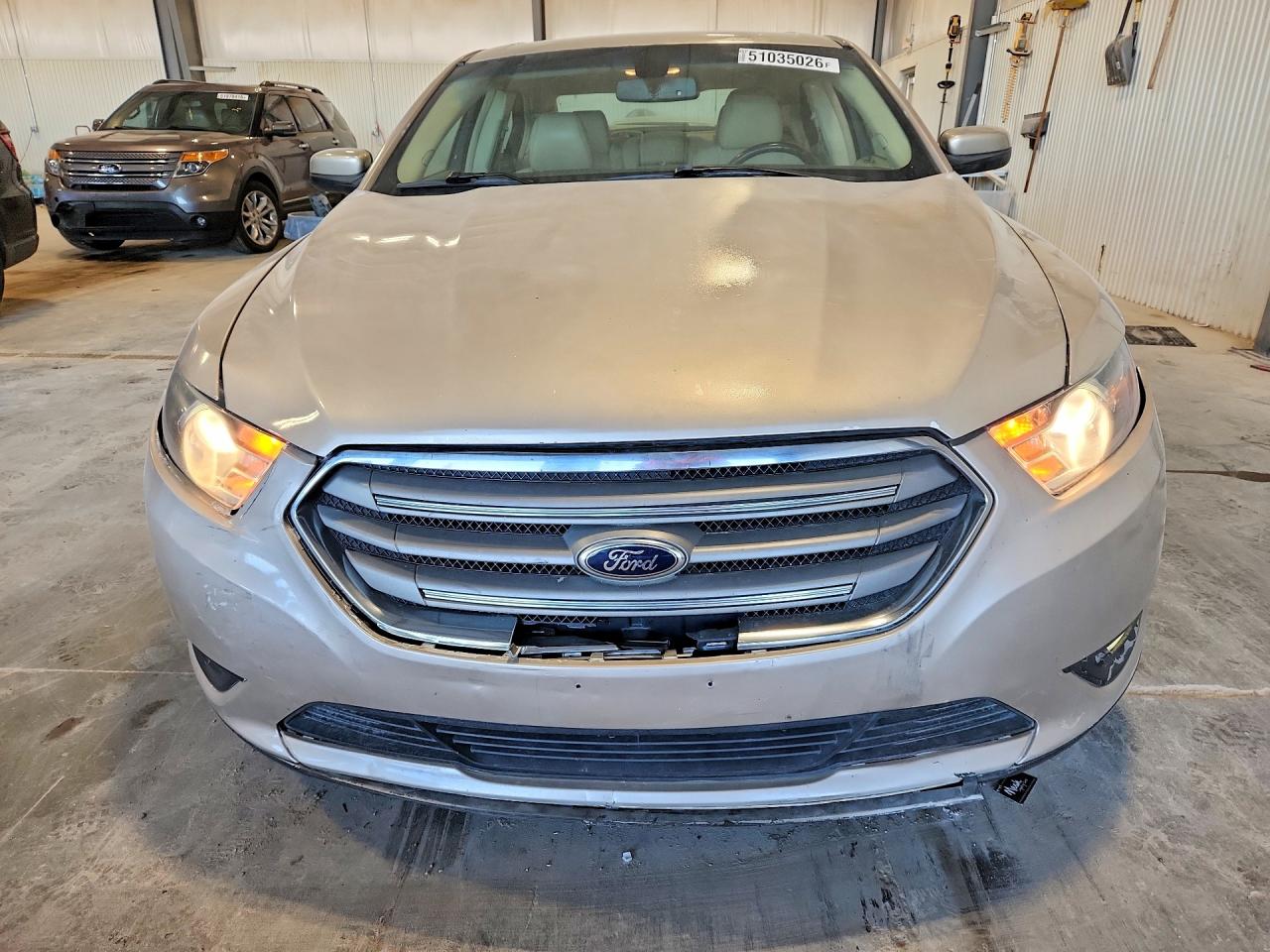 Ford Taurus Sel