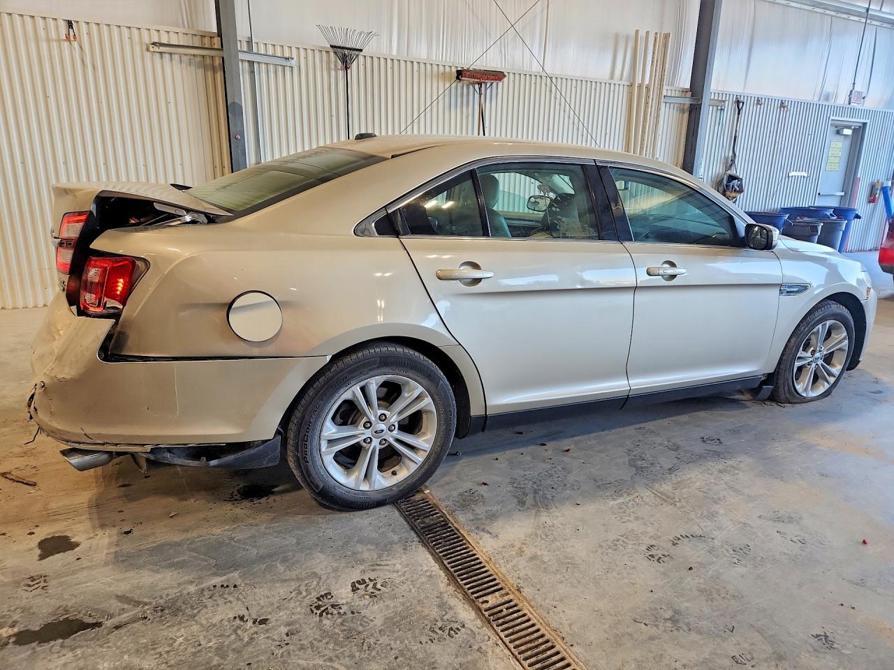 Ford Taurus Sel