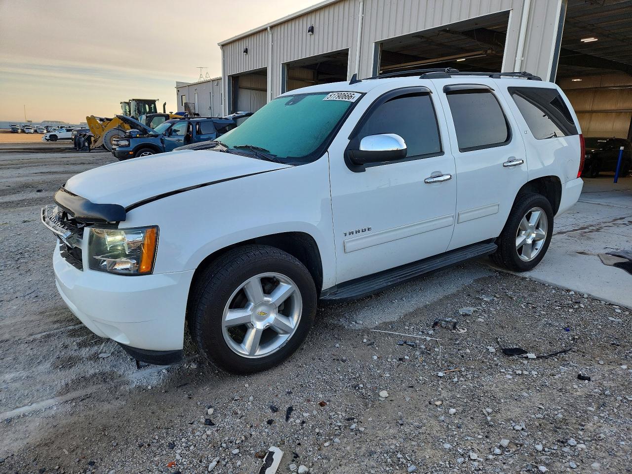Salvage Chevrolet Tahoe Image