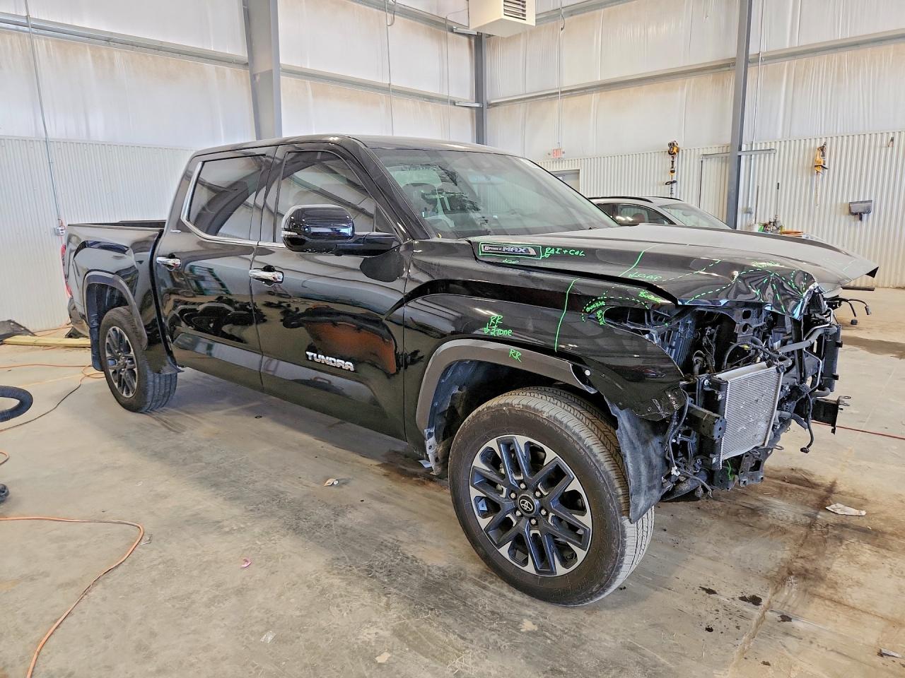 Toyota Tundra Limited Hv
