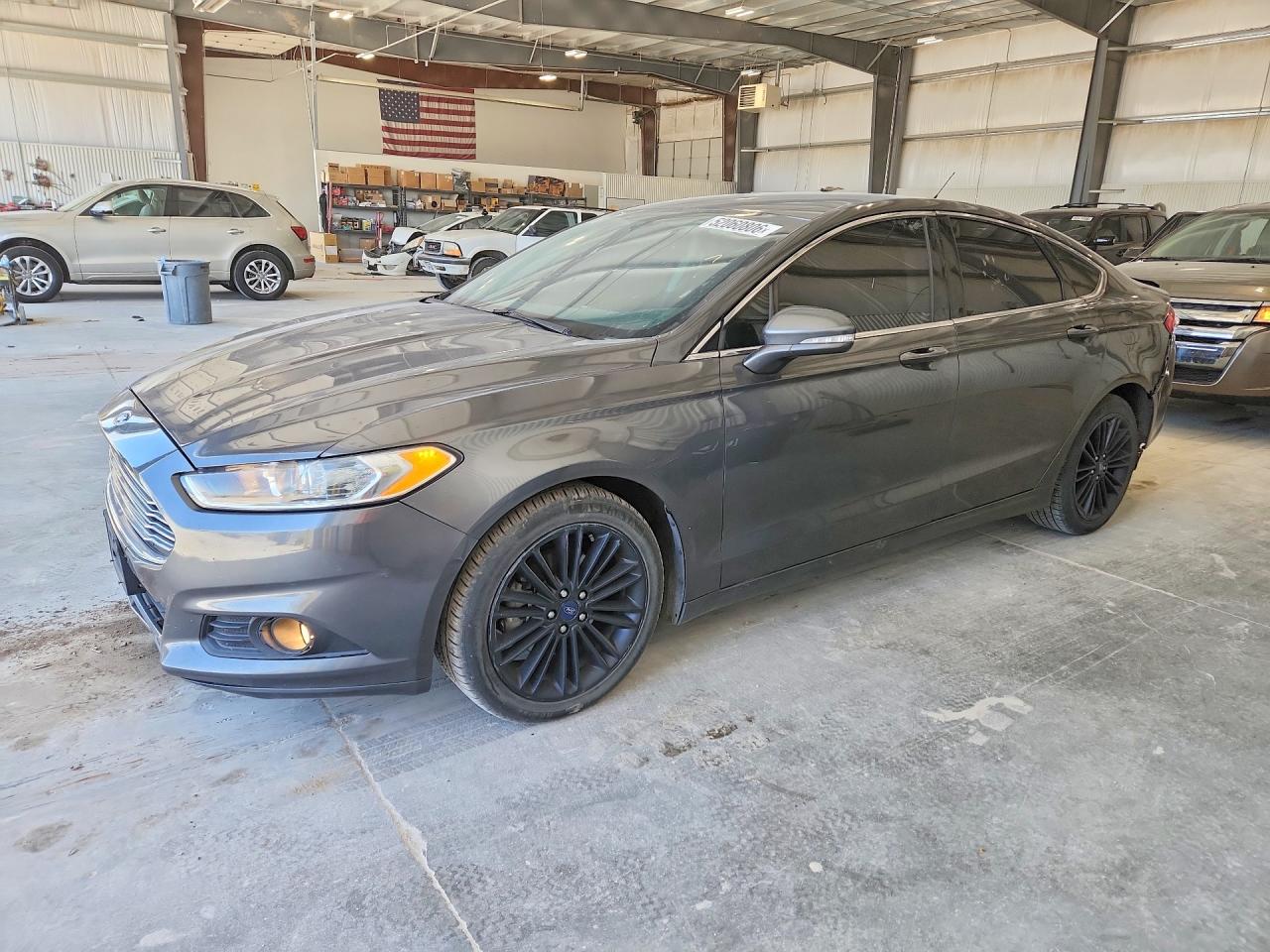 Salvage Ford Fusion Image