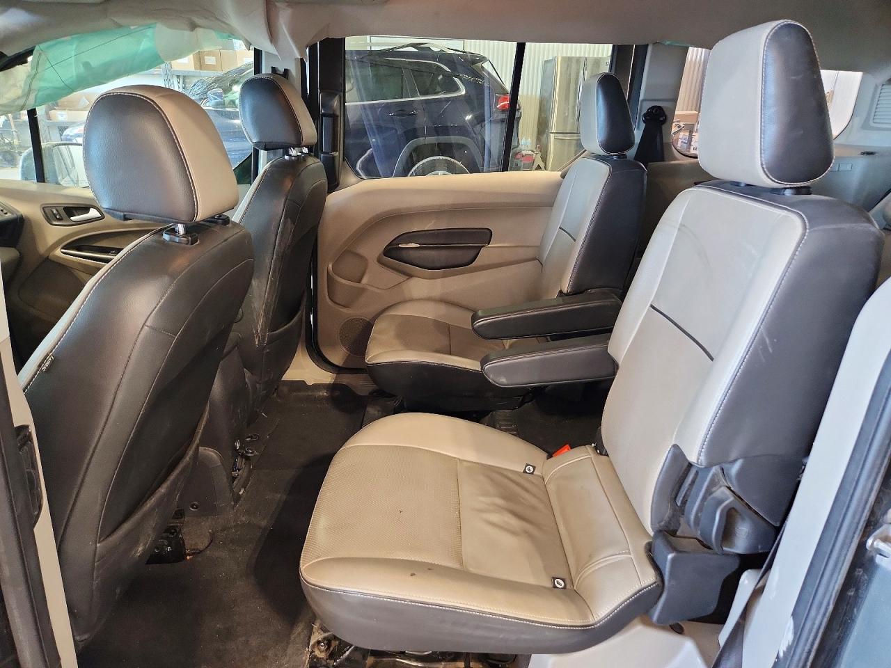 Ford Transit Titanium