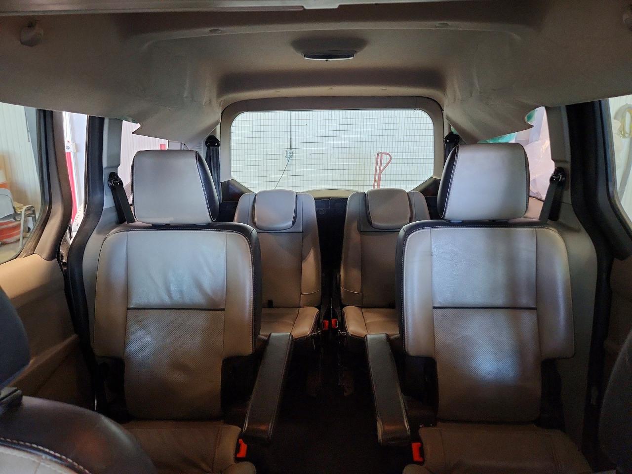 Ford Transit Titanium