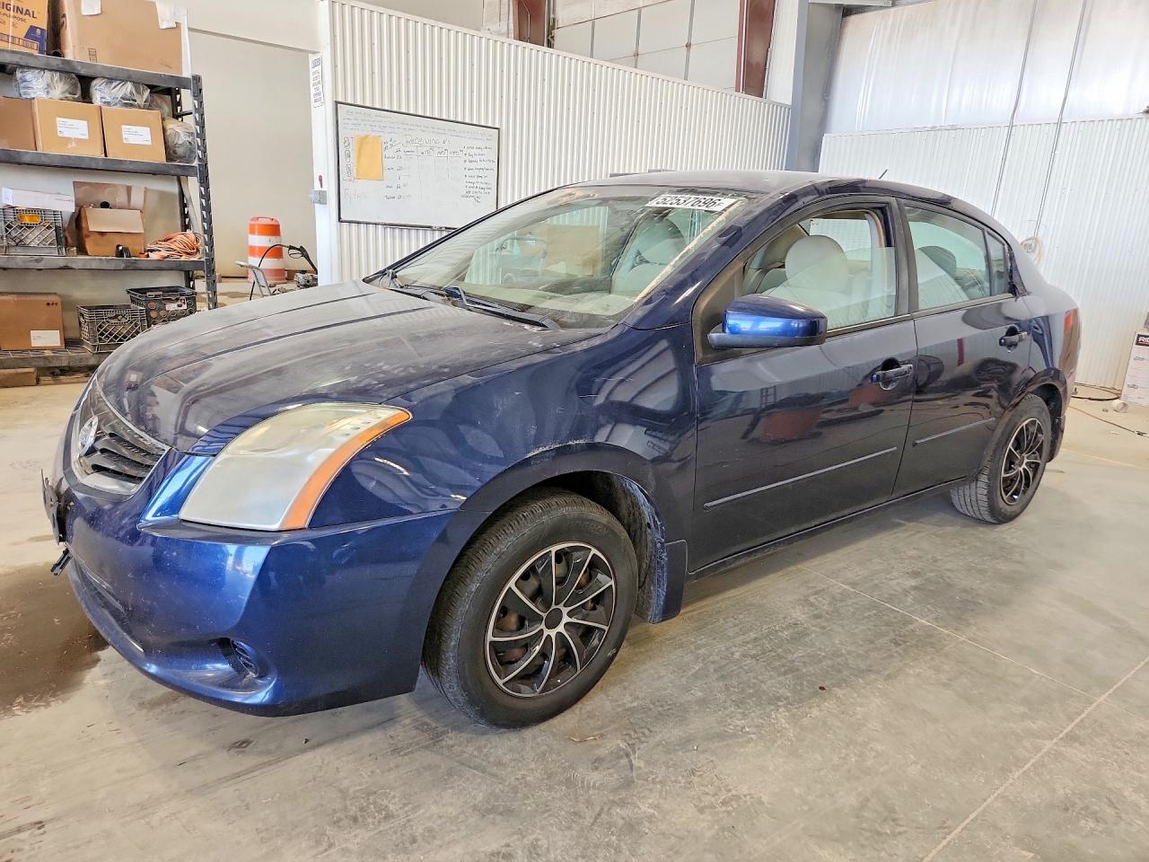 Salvage Nissan Sentra Image
