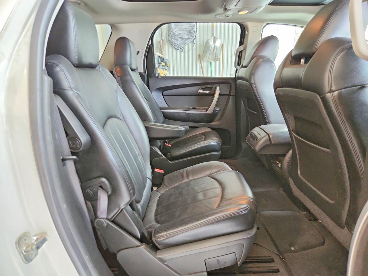 GMC Acadia Slt-2