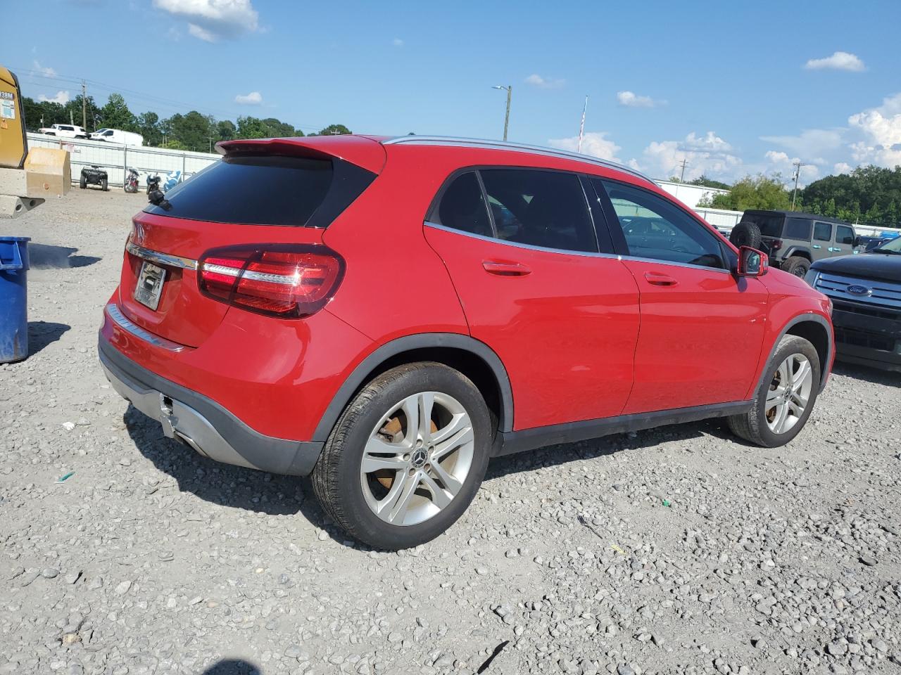Mercedes-Benz GLA 250