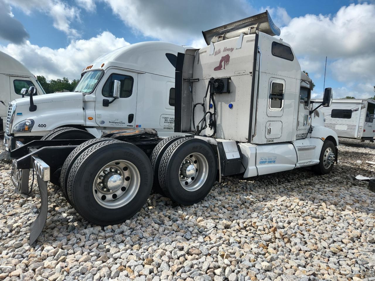 Kenworth T660