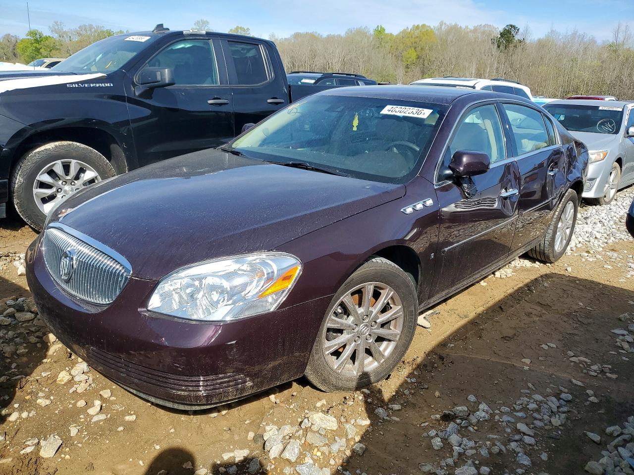 Salvage Buick Lucerne Image