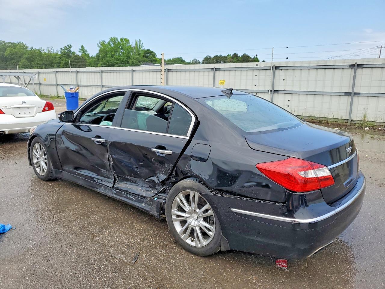 Hyundai Genesis 3.8l