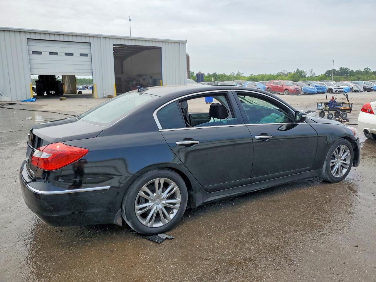 Hyundai Genesis 3.8l