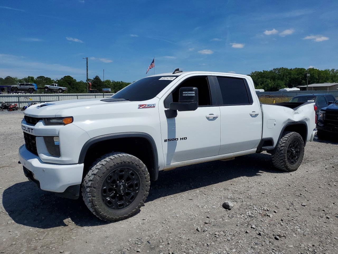 Salvage Chevrolet Silverado Image