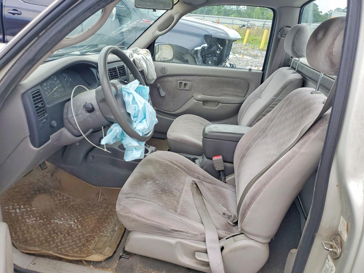 Toyota Tacoma Base