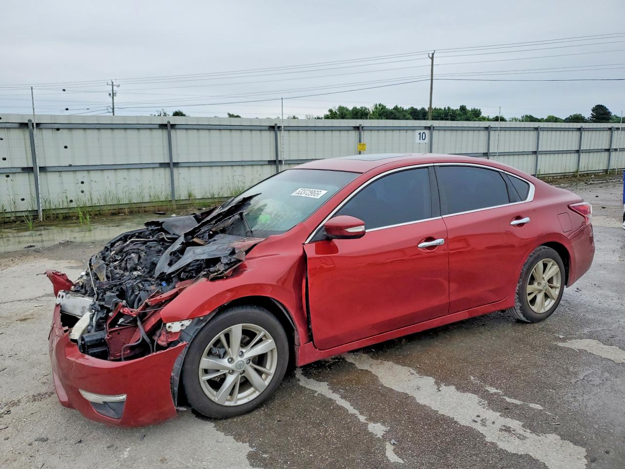 Salvage Nissan Altima Image