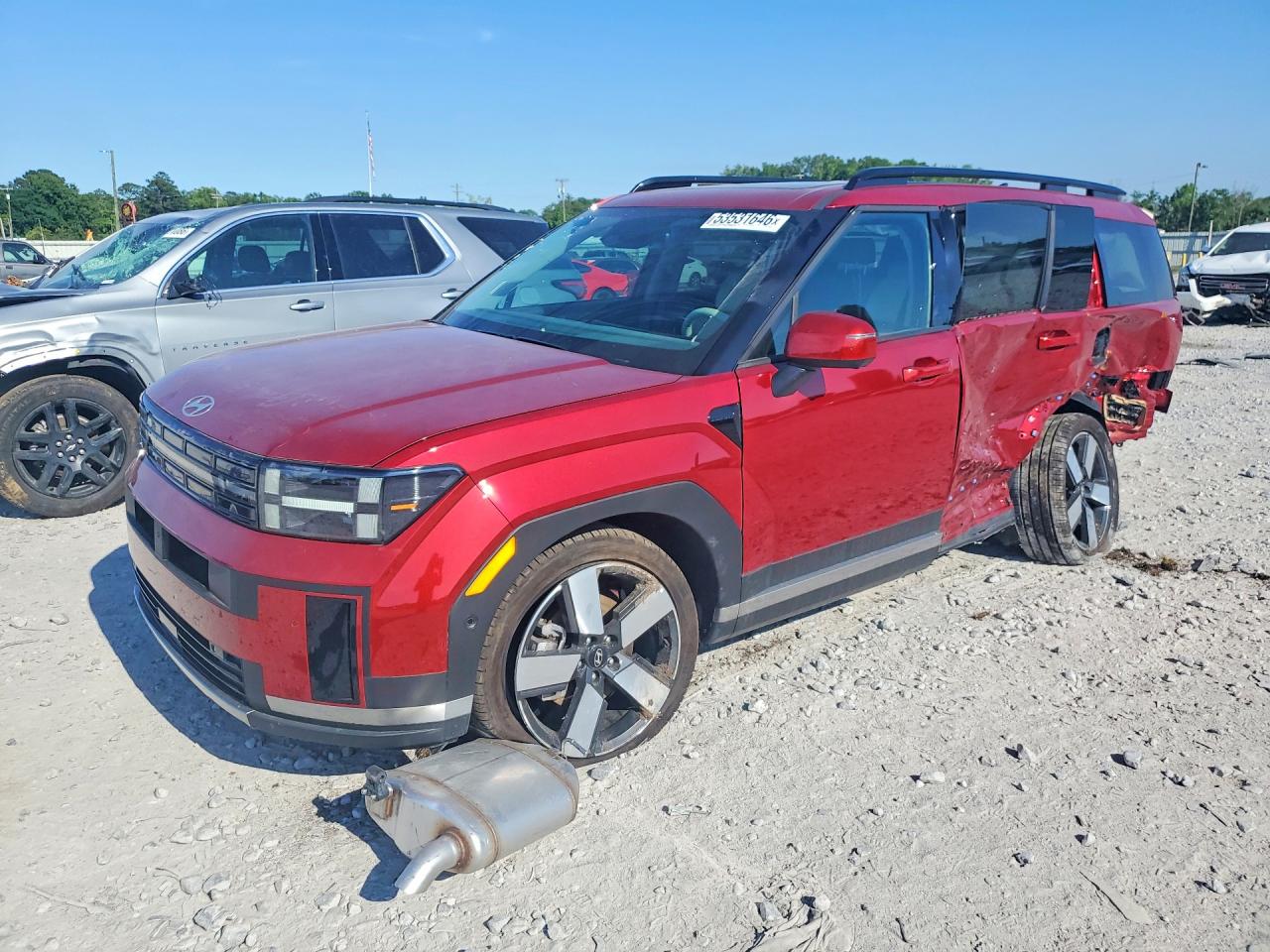 Salvage Hyundai SANTA FE Image